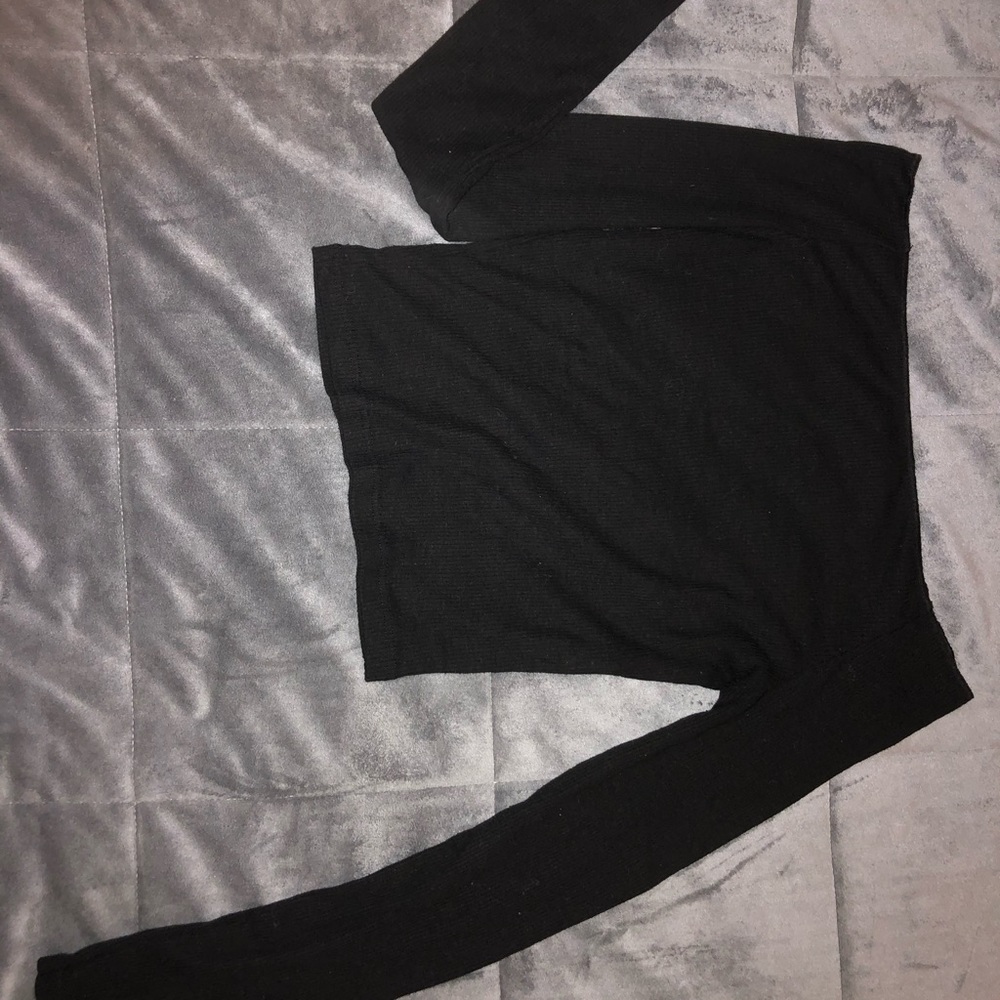 Long sleeve off the shoulder black crop top